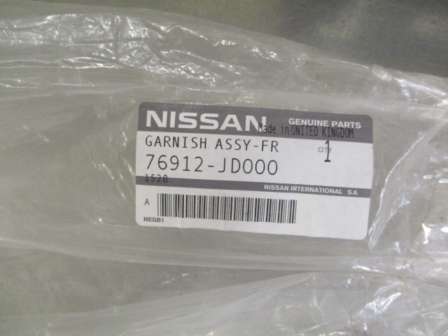 Nissan Qashqai J10E Genuine Left Hand Front Pillar Trim New Part