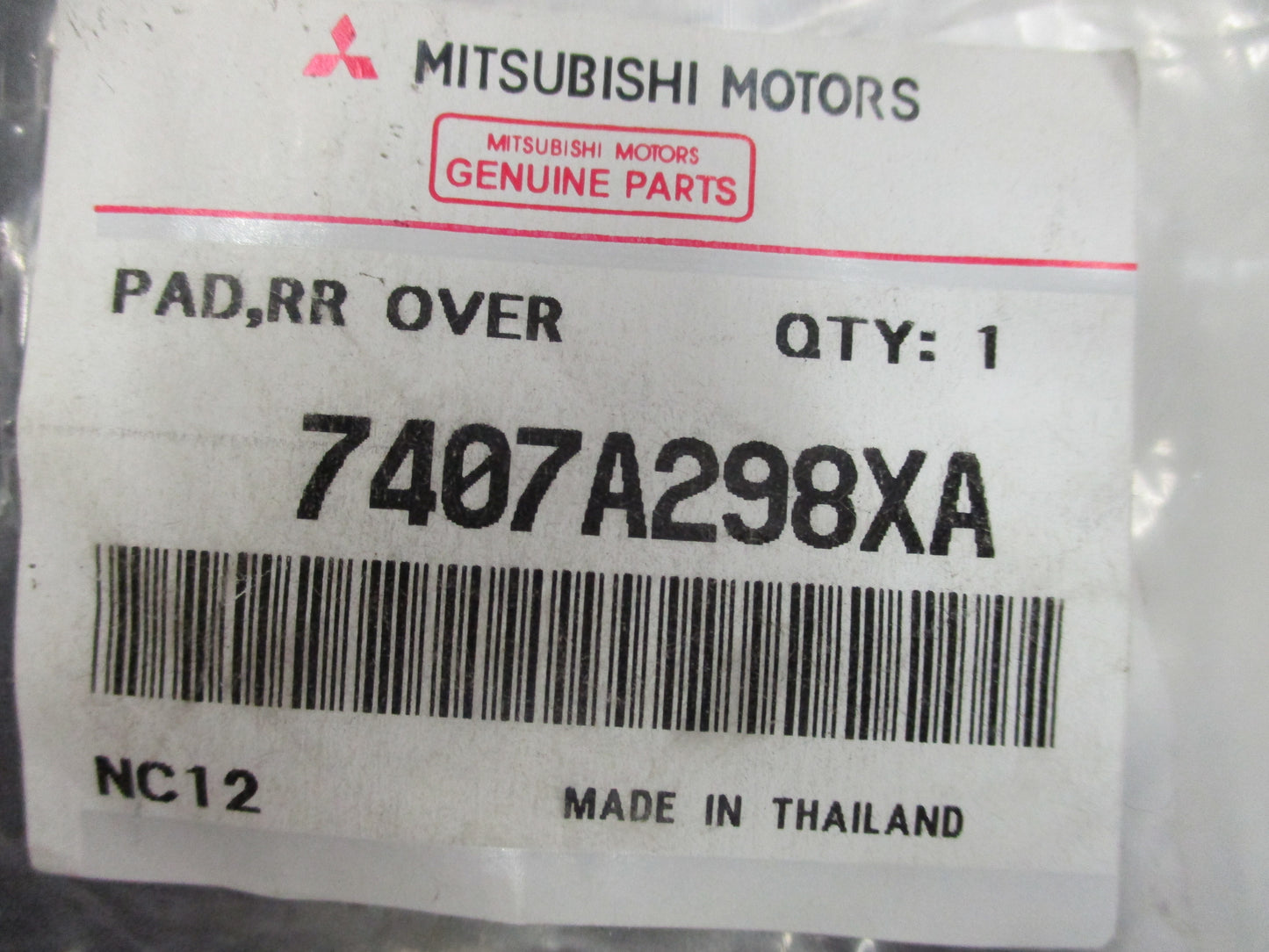 Mitsubishi Triton Genuine Right Hand Rear Flare Seal new part