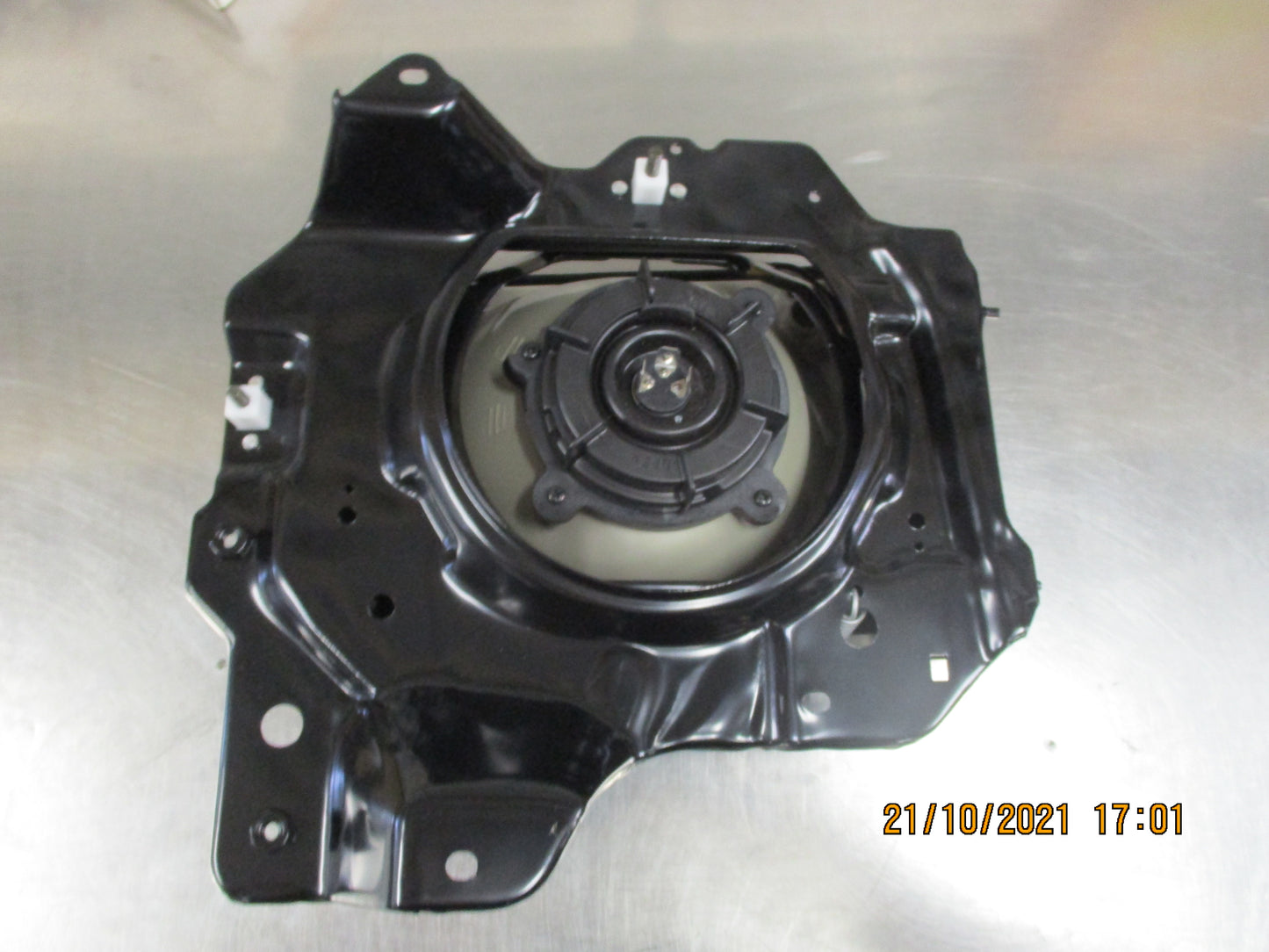 Isuzu/Holden Jackaroo Genuine Front Right Headlight New Part