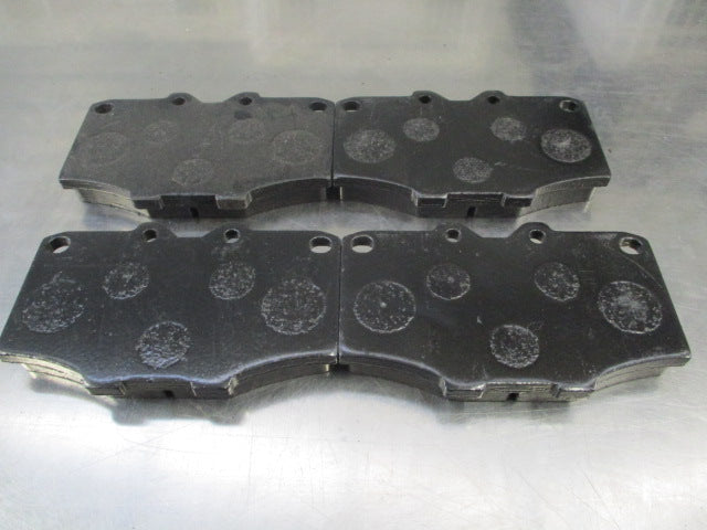 Front Brake Pad Set Suits Toyota 40/60 Series Landcruiser/Hilux/4Runner New Part