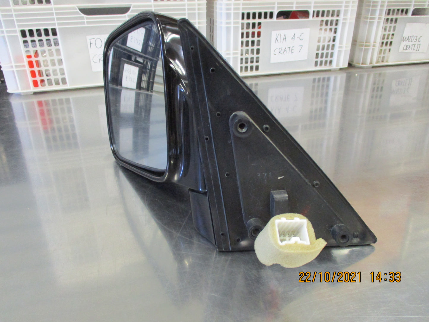 Holden Jackaroo Genuine Left Hand Electric Gloss Black Mirror Assembly New Part