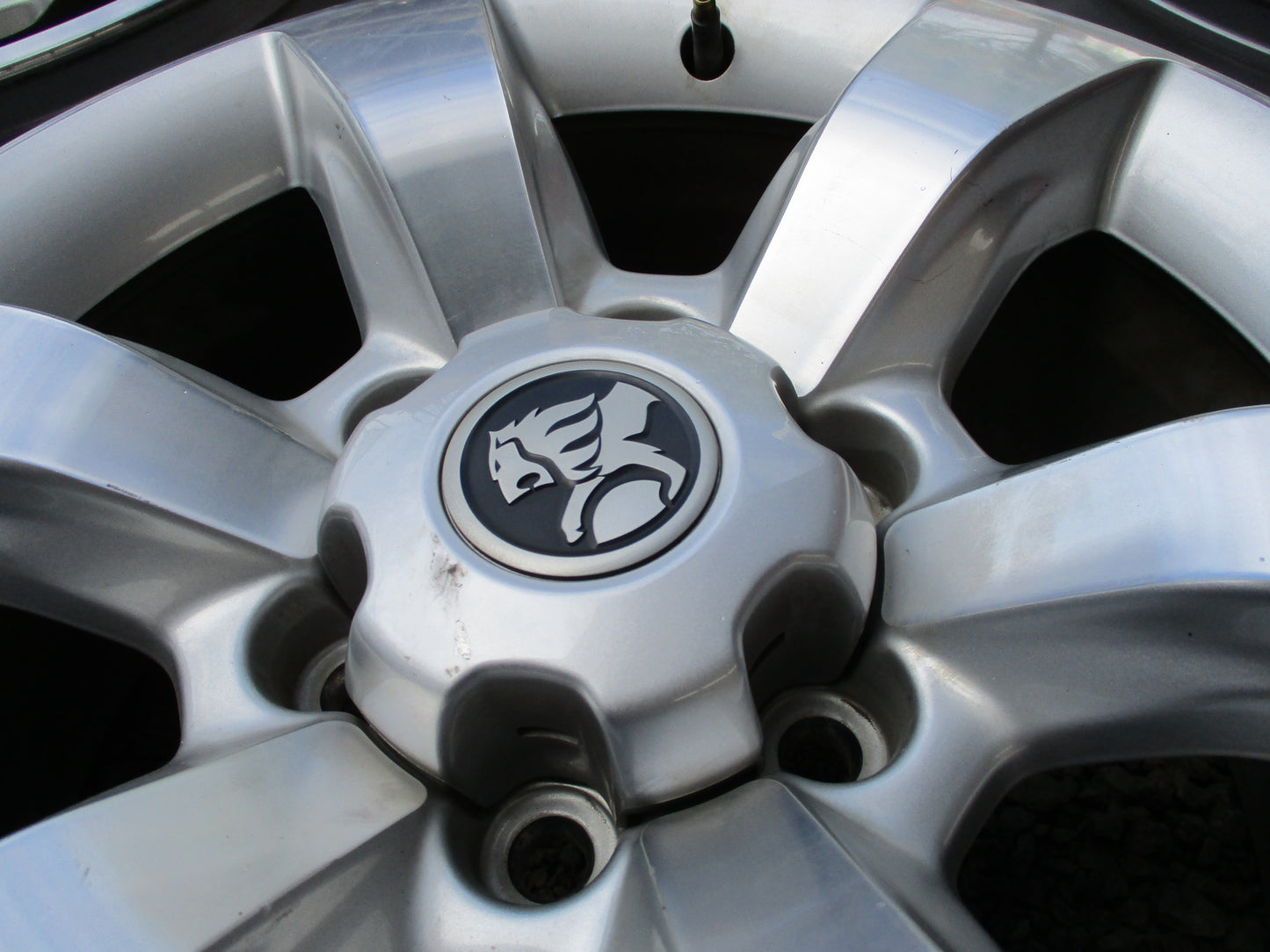 Holden Colorado 7 Genuine Factory Alloy Wheel Set of 4 18x7.5 Used Part VGC