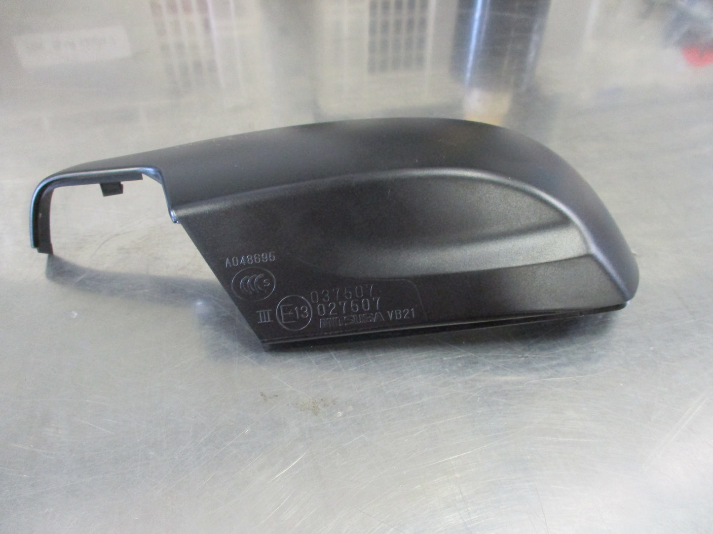 Subaru Forester/Impreza/Outback Genuine Left Hand Lower Mirror Cover New Part