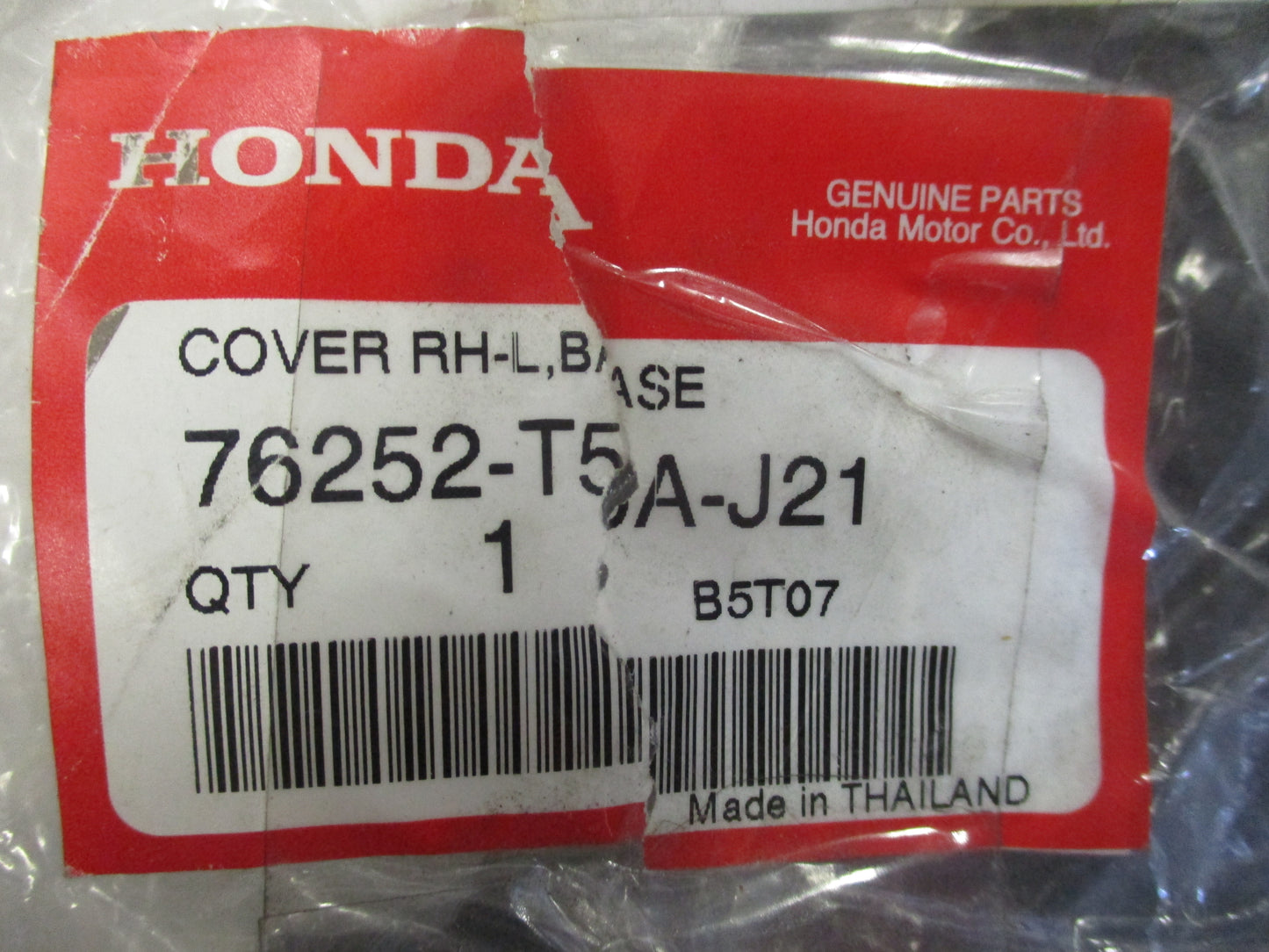Honda Jazz Genuine Right Hand Lower Mirror Base Cover New Part