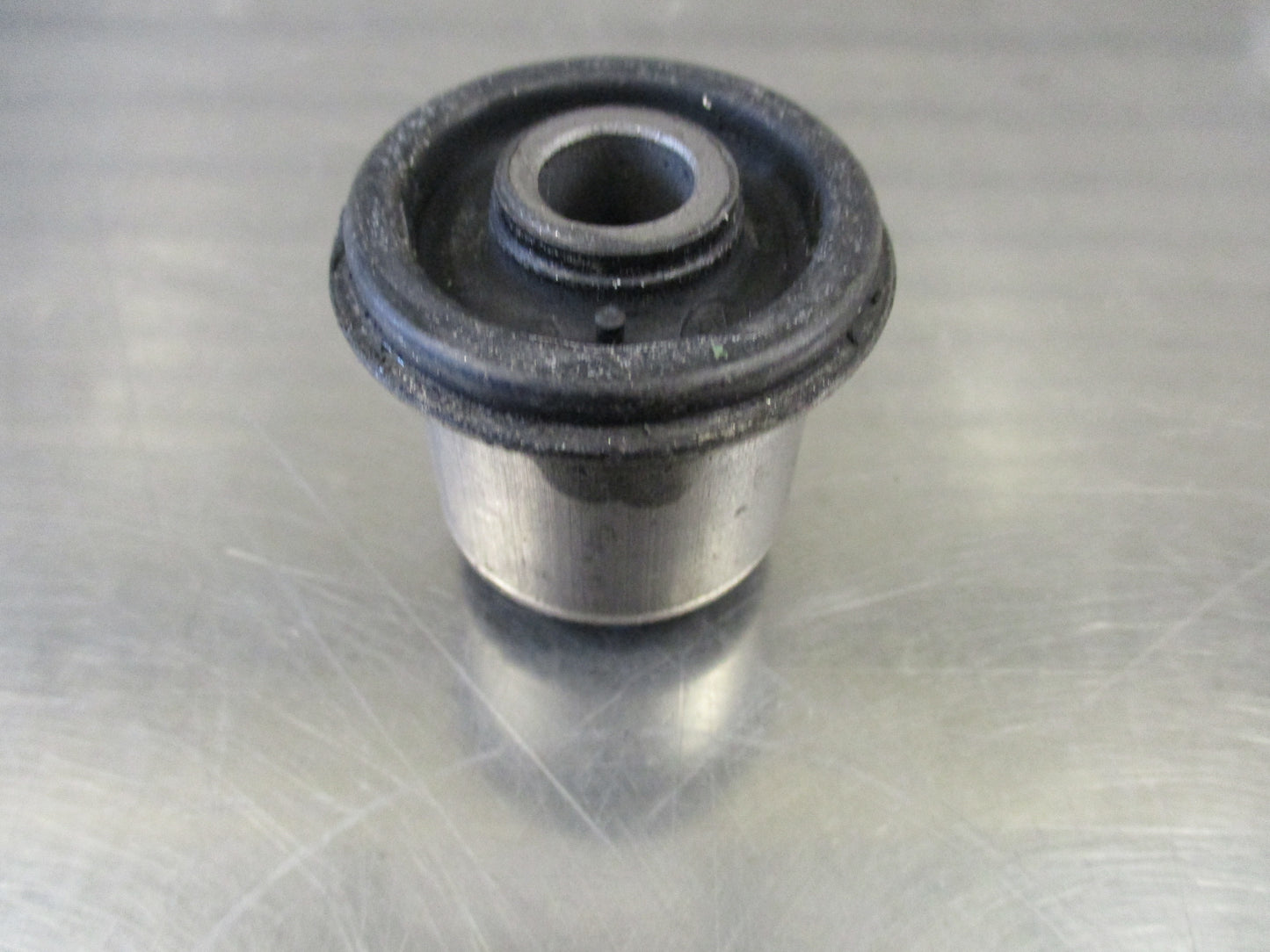 Kia Sorento Genuine Upper Control Arm Bushing New Part