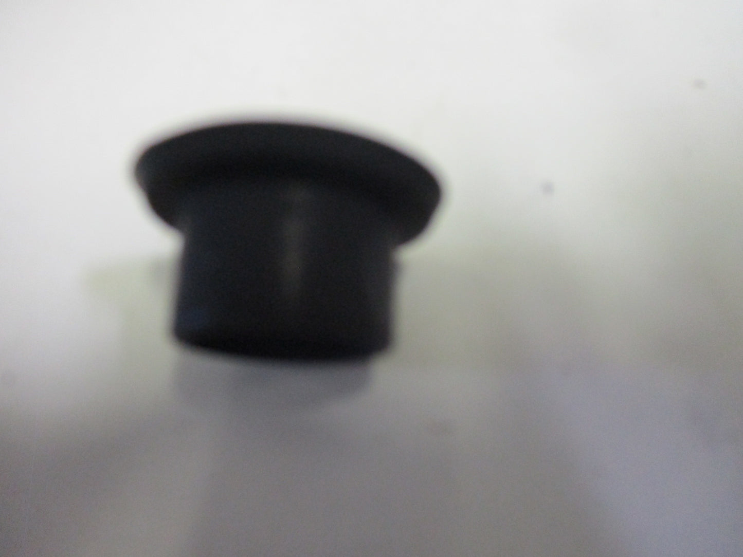 Nissan Pulsar Linkage Shifter Bushing Genuine