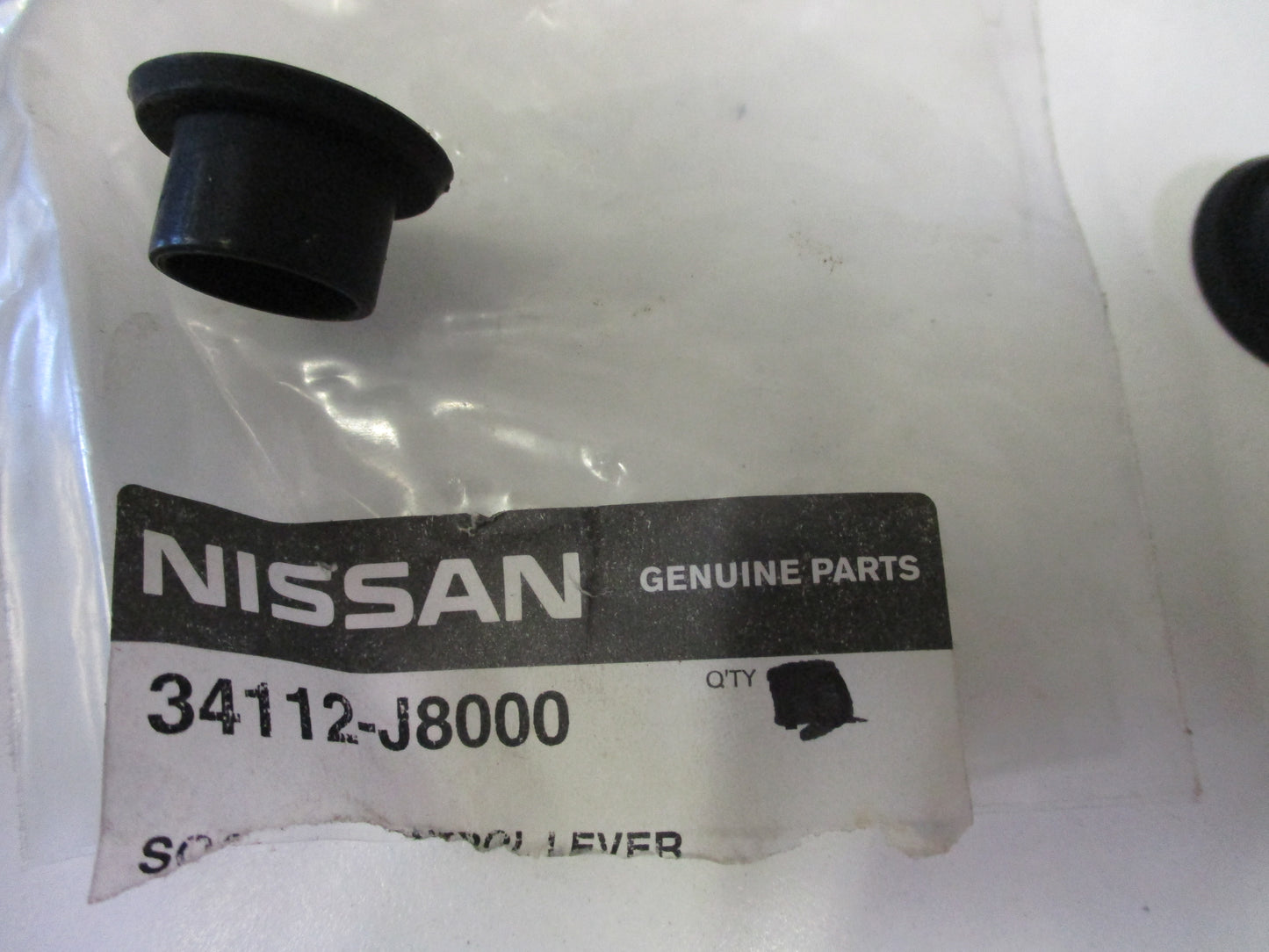Nissan Pulsar Linkage Shifter Bushing Genuine