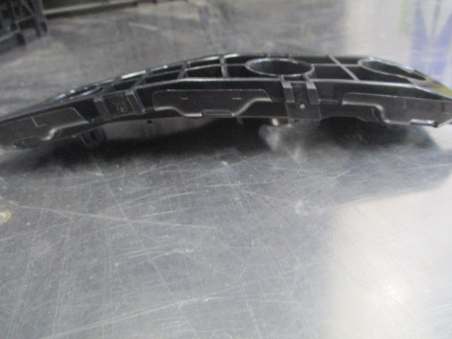 Toyota Corolla Genuine Left Hand Front Bumper Retainer New Part