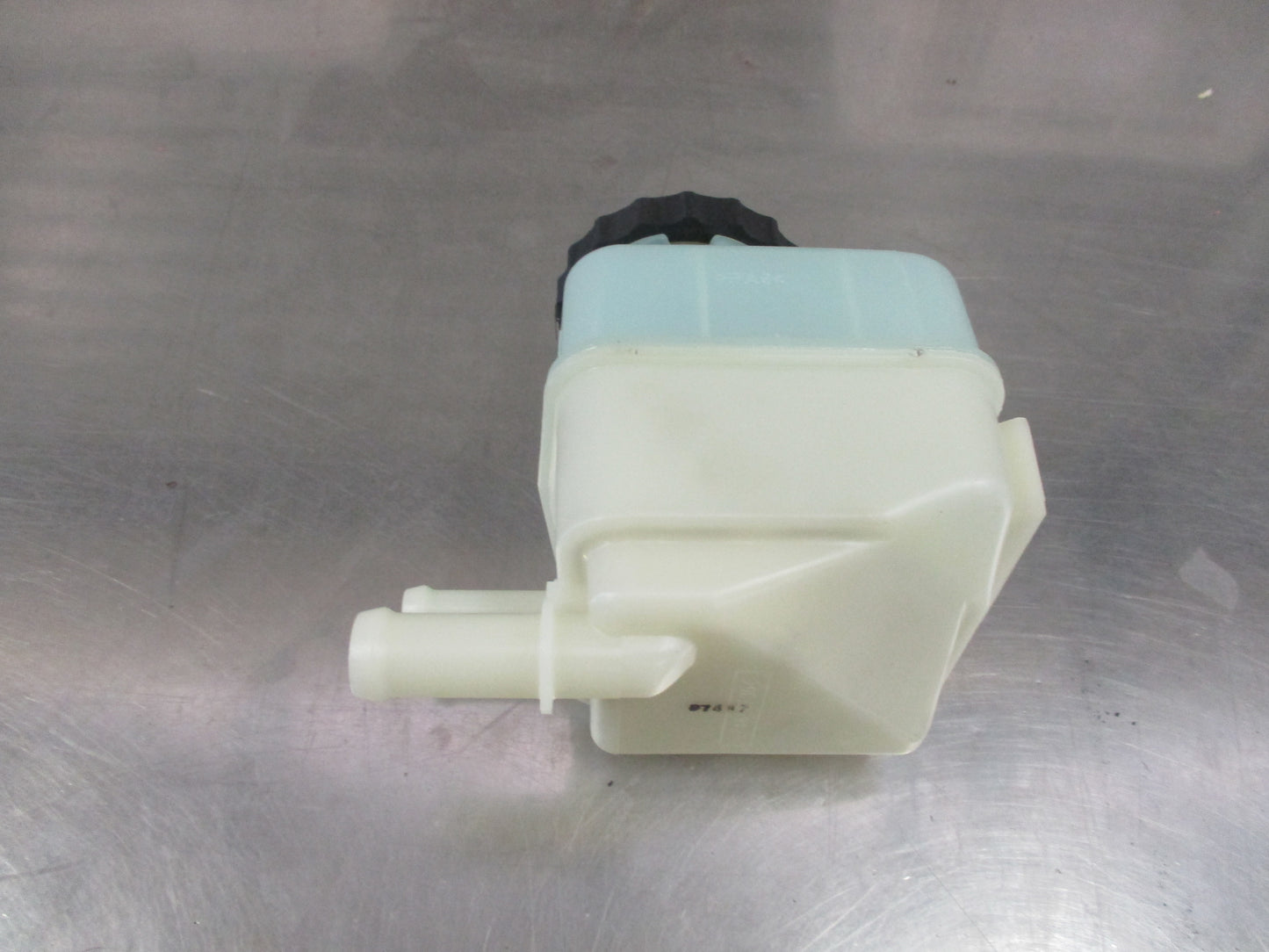 Holden VS/VT/VX/VY/VZ/VE Commodore Genuine Power Steering Reservoir New Part