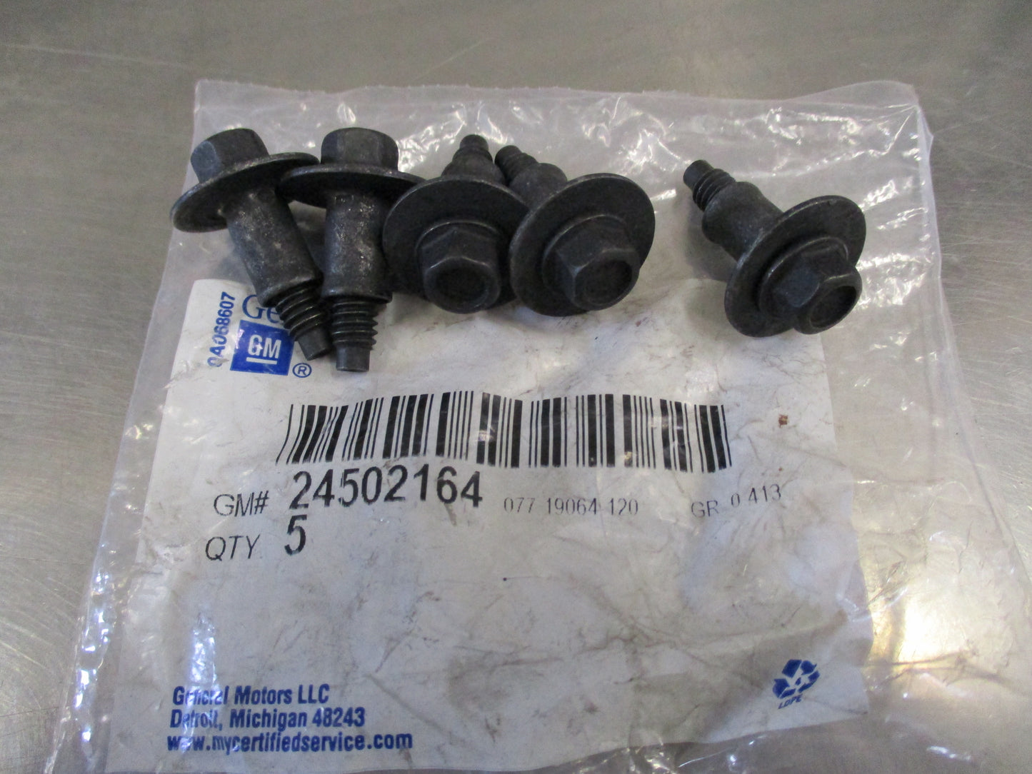 Holden Commodore Genuine Engine Valve Cover Bolt (Pack of 5) New Part