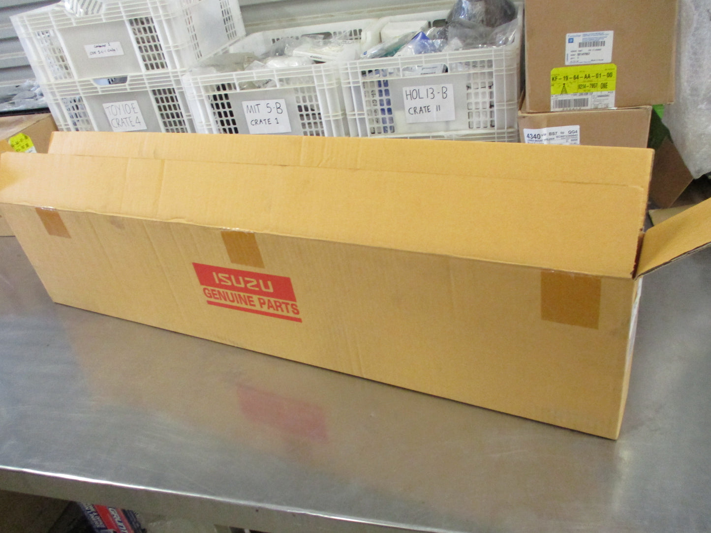 Isuzu D-Max Genuine Upper Chrome Radiator Grille New Part