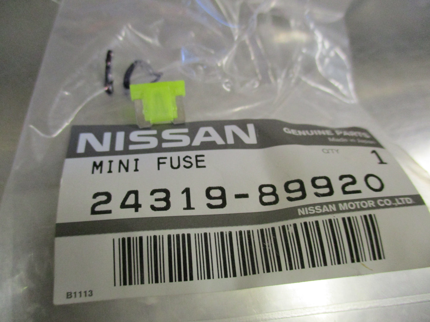 Nissan Infiniti Genuine Mini Fuse New Part