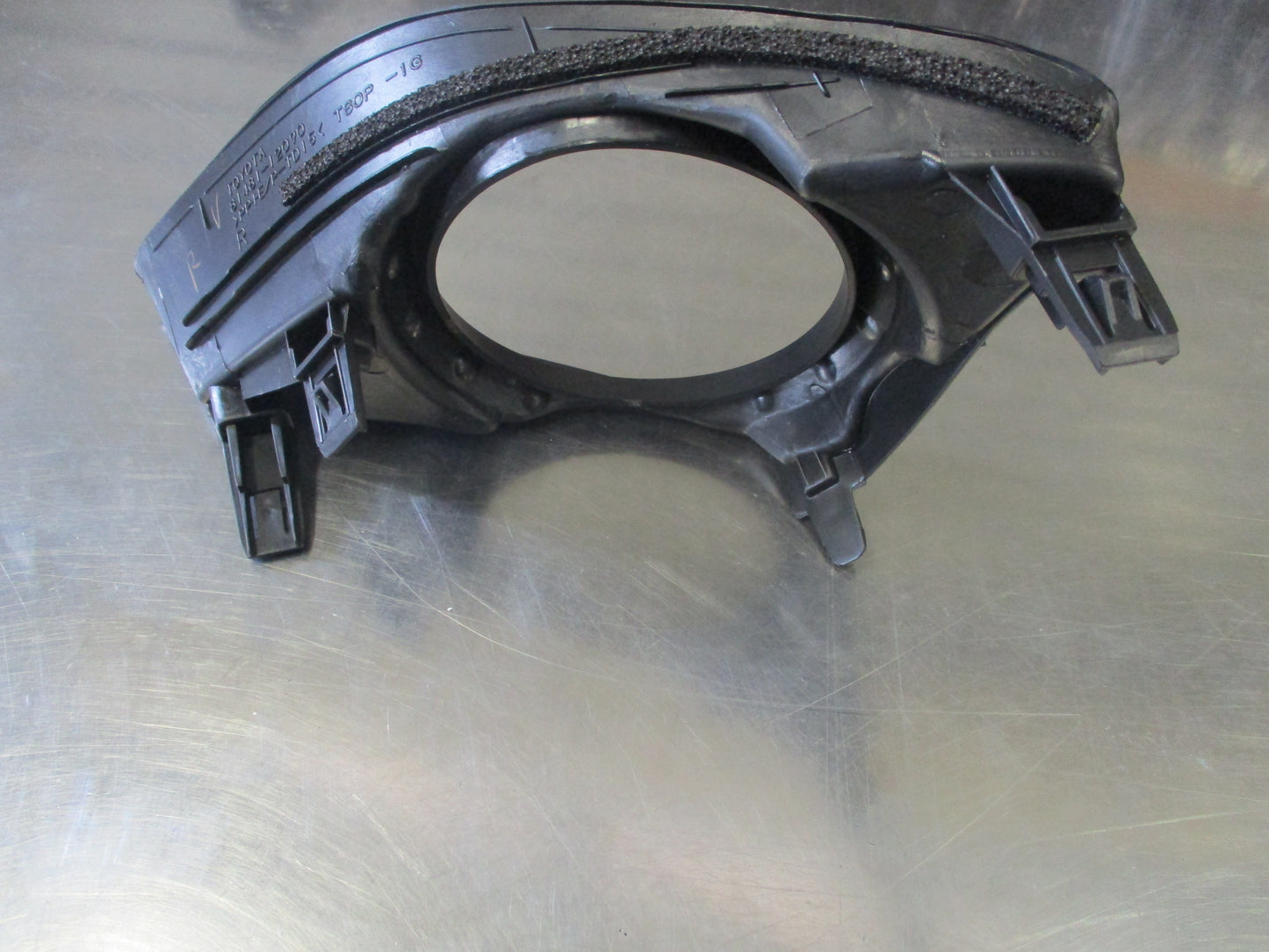 Toyota Corolla Genuine Front Right Fog Light Bezel New Part