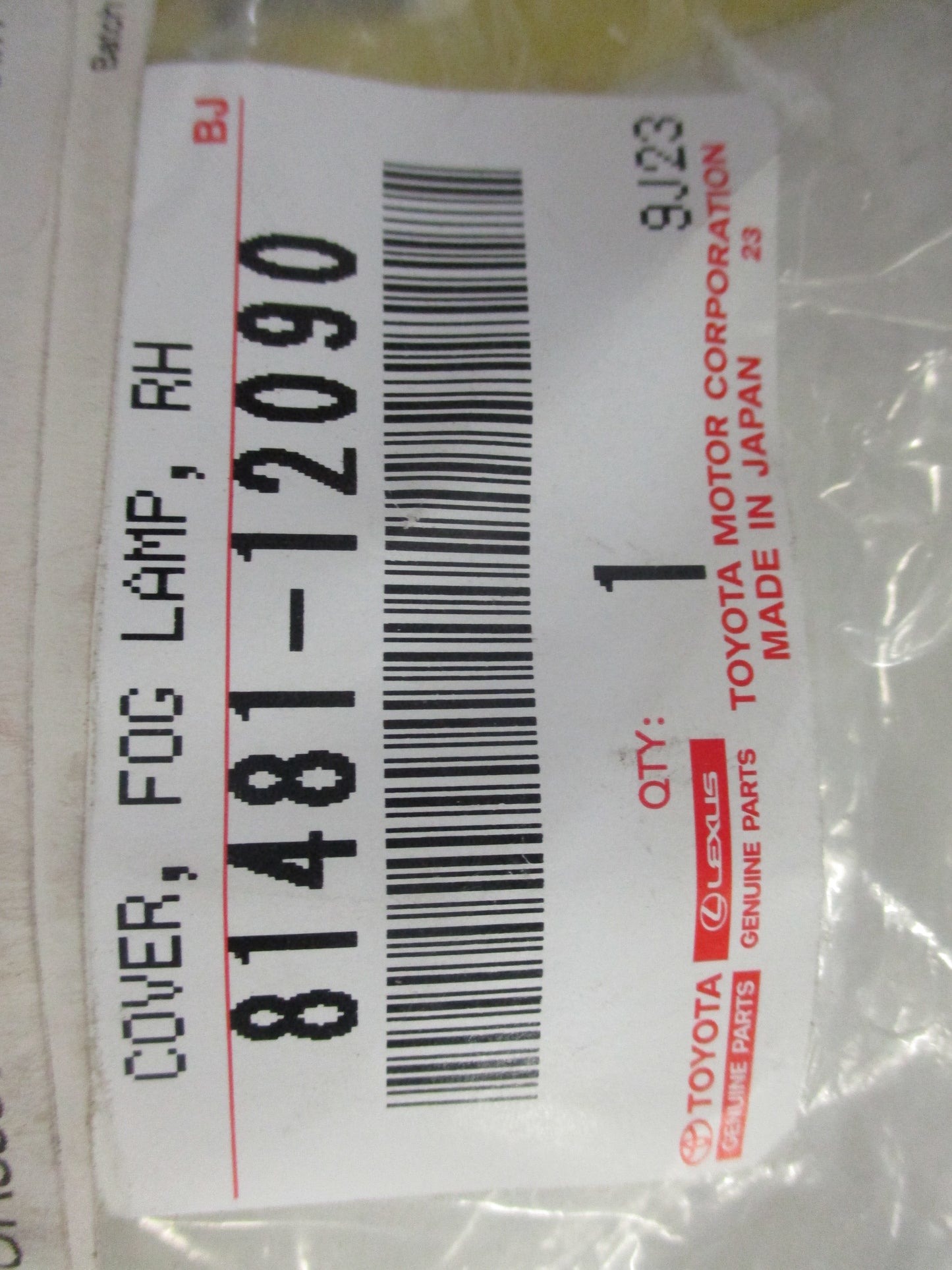 Toyota Corolla Genuine Front Right Fog Light Bezel New Part