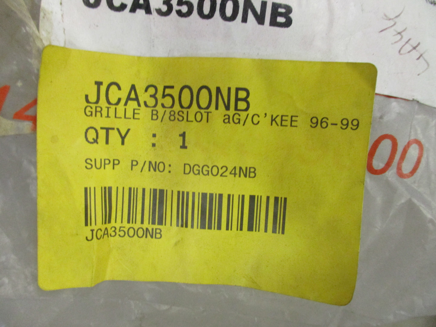 Black 8 Slot Grille Suits Jeep ZG Grand Cherokee New Part