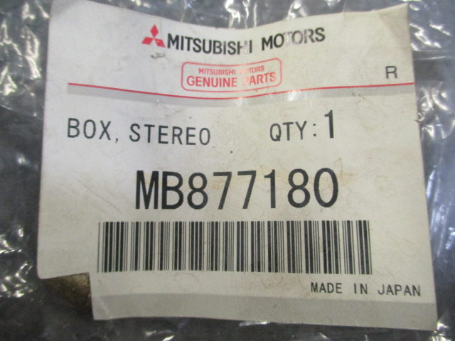 Mitsubishi Pajero/Galant Genuine Centre Storage Compartment New Part