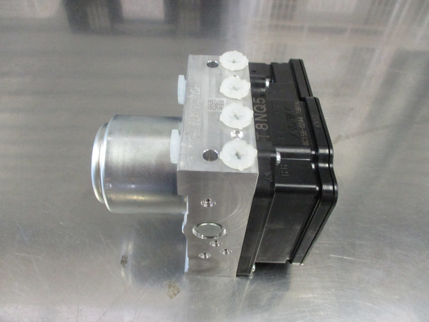 Honda HR-V Genuine ABS Modulator Valve Unit New Part