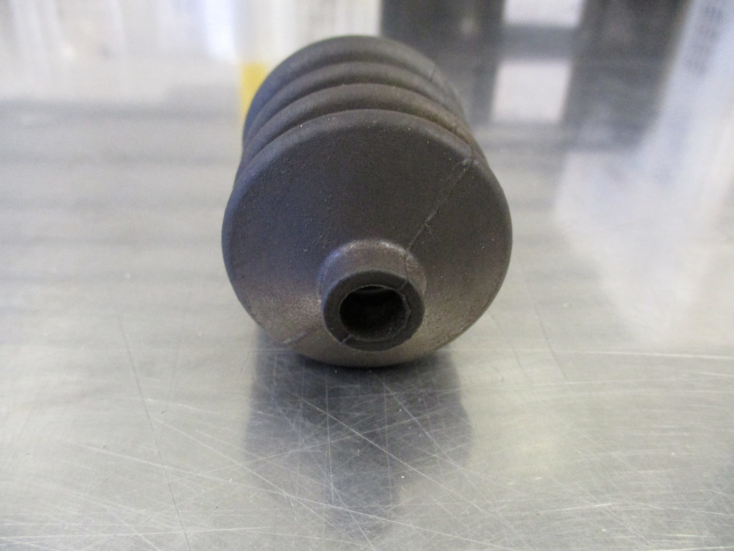 Isuzu FTR Genuine Dust Boot Cover New Part