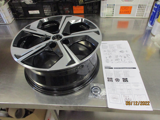 Nissan X-Trail T32 Genuine 17 Inch Black Diamond Cut Alloy Set Of 4 Wheel New Part