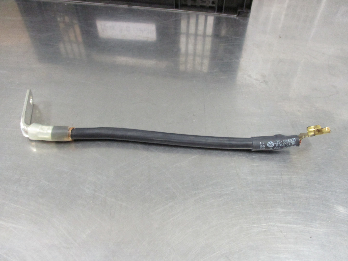 Volkswagen Tiguan/Audi Q3 Genuine Gearbox Earth Lead New Part
