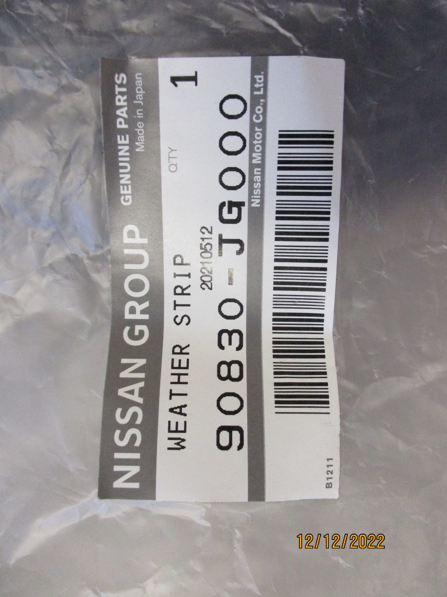 Nissan T31 X-Trail Genuine Rear Door Weatherstrip New Part