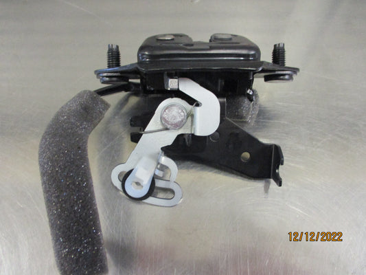 Nissan 370Z/350Z Genuine Tail Gate Lock Remote Control New Part