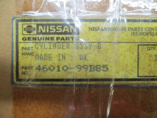 Nissan Micra K11- II Genuine Brake Master Cylinder Assembly New Part.