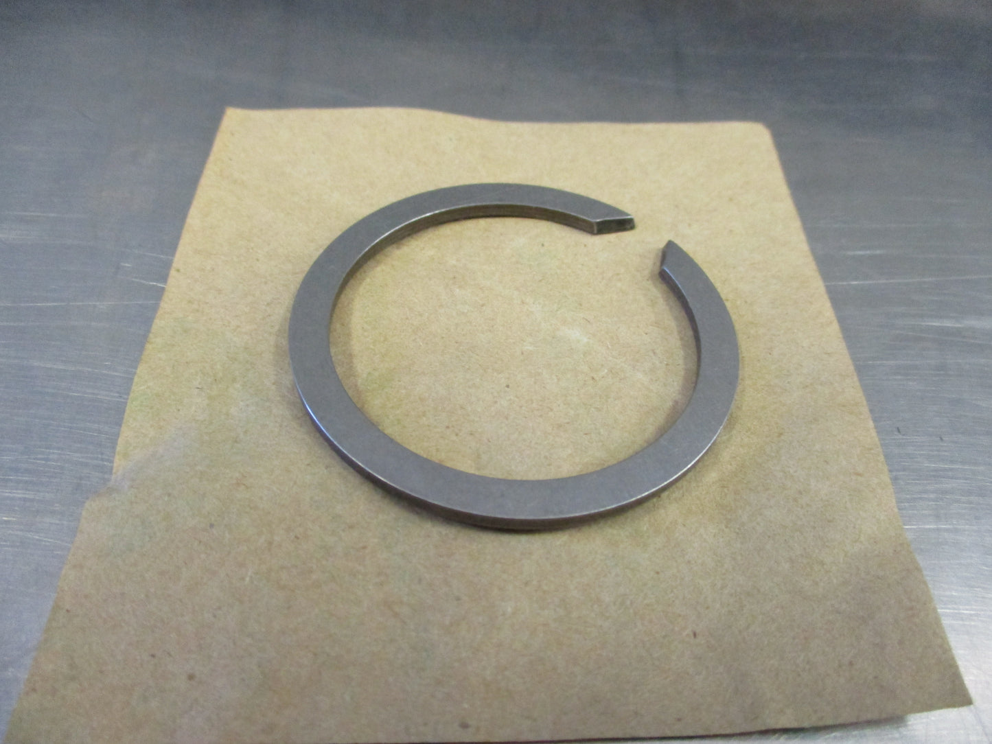 Ford Focus/Fiesta Genuine Snap Ring New Part