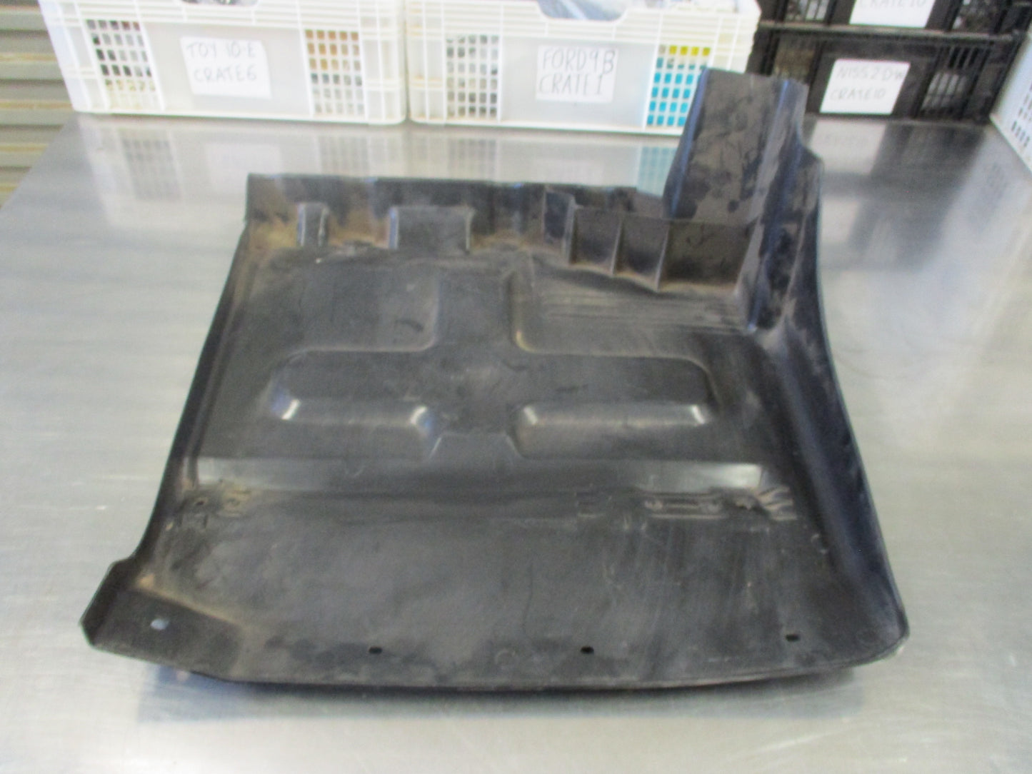 Isuzu FRR/FSR/FRD Truck Genuine Left Hand Front Rear Mud Guard New Part