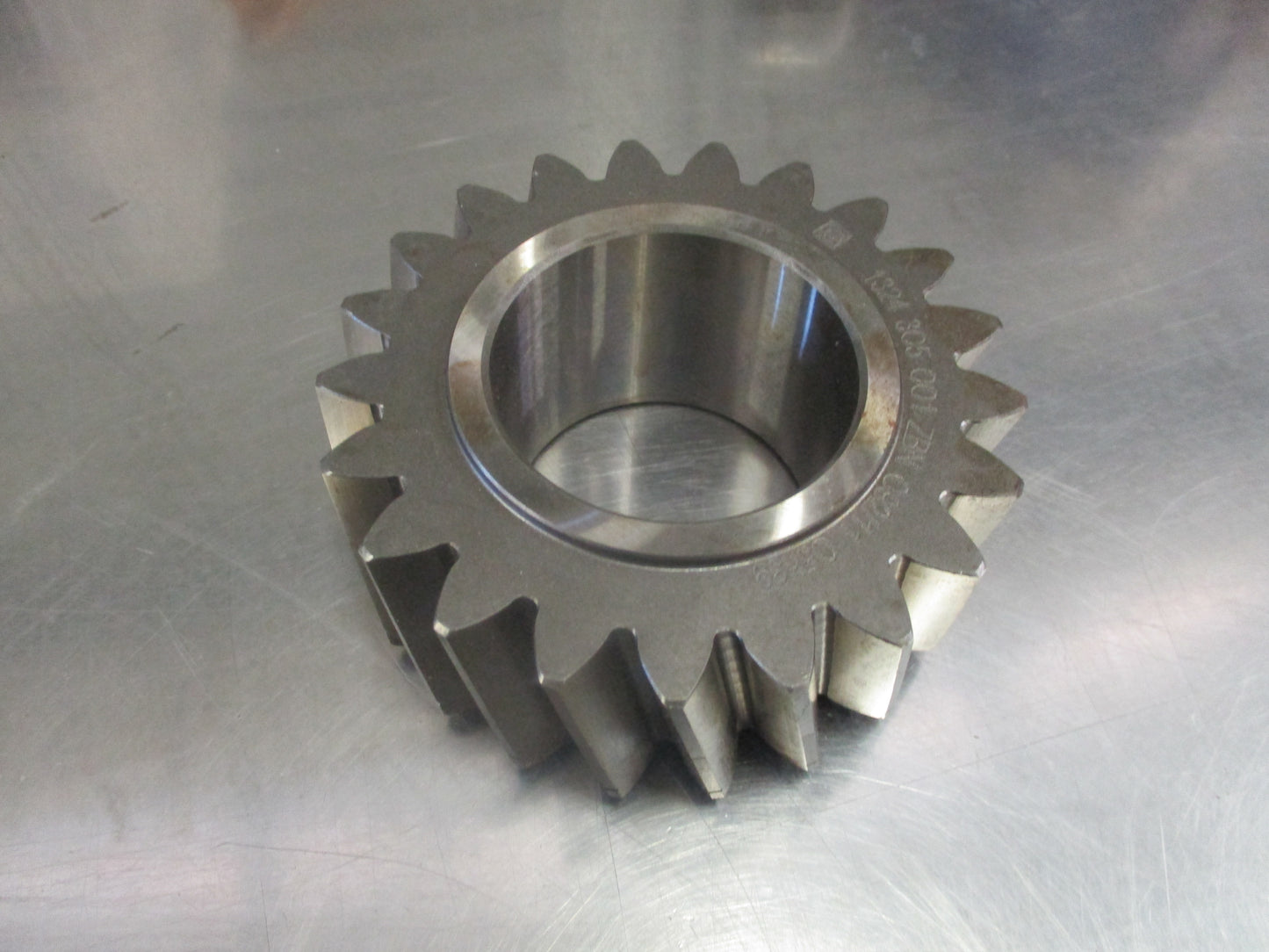 Isuzu/DAF/Iveco/Volvo Truck Genuine ZF Series Reverse Gear New Part