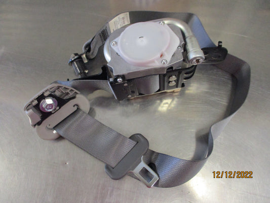 Nissan Navara D40 Thai Genuine Drivers Front Seat Belt Pretension Tongue New Part