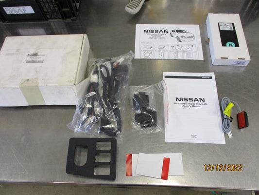 Nissan Qashqai J10E Genuine Hand Free Kit New Part