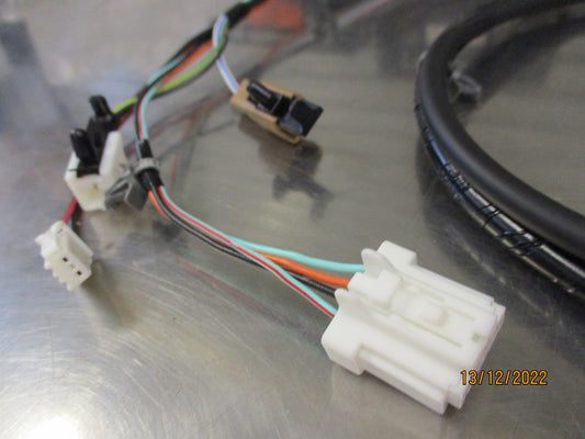 Nissan Y61 GU Patrol Wagon Genuine Drivers Rear Door Wiring Harness New Part