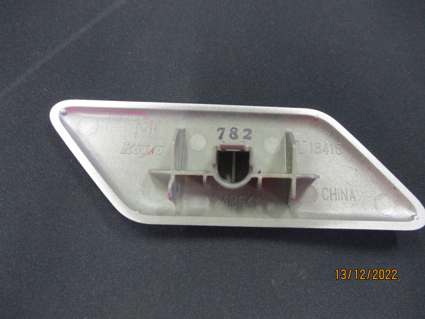 Nissan 370Z Genuine Left Hand Front Headlight Washer Nozzle Cover New Part