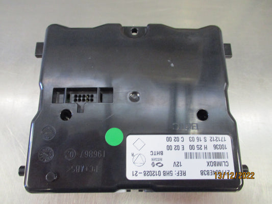 Nissan X-Trail T32 Genuine Amplifier Control New Part