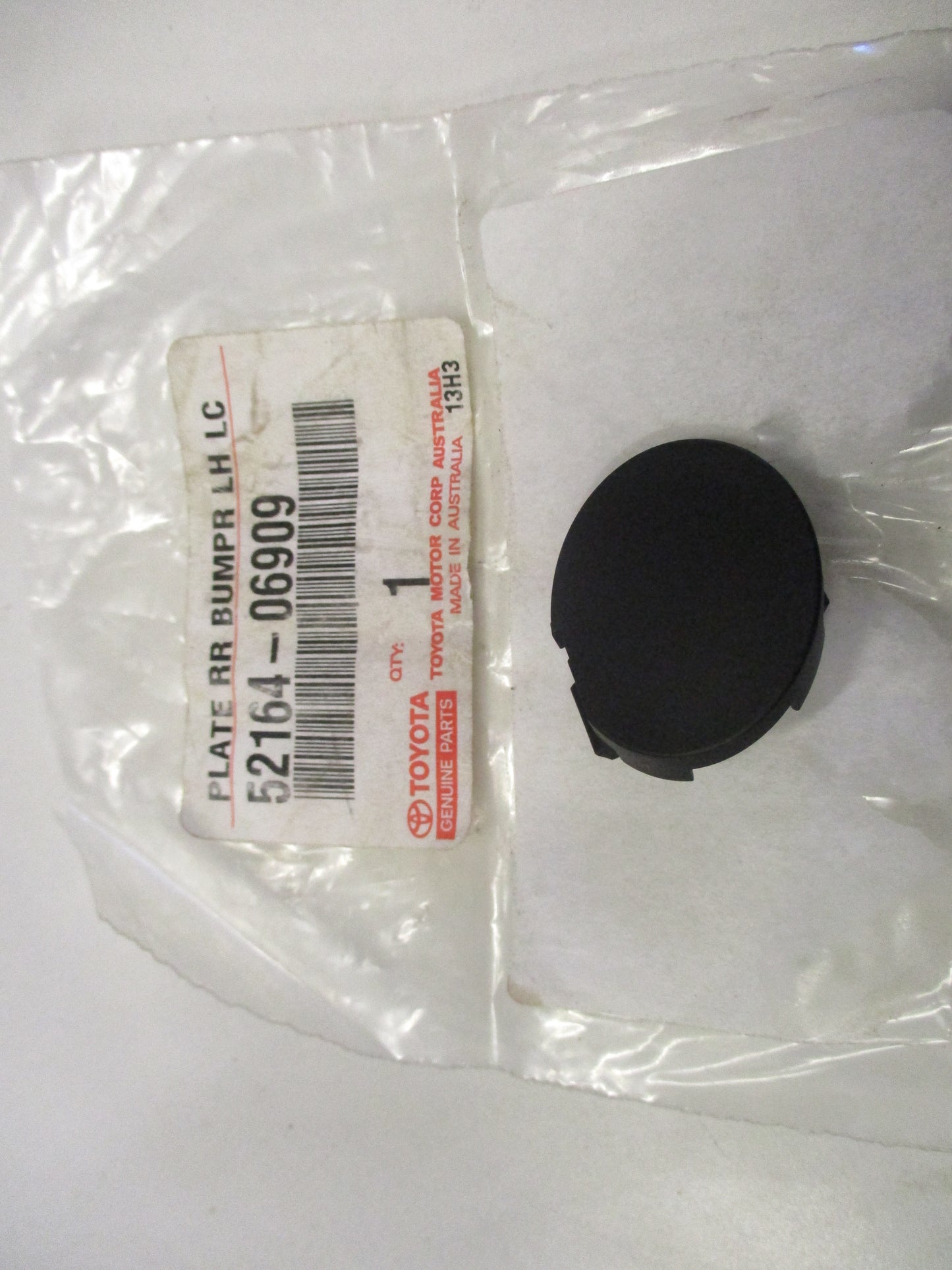 Toyota Genuine Rear Bumper Plate Left Hand Side New