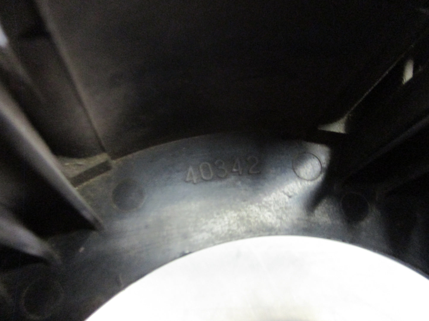 Nissan GQ Patrol Genuine Front Hub Centre Cap Used VGC
