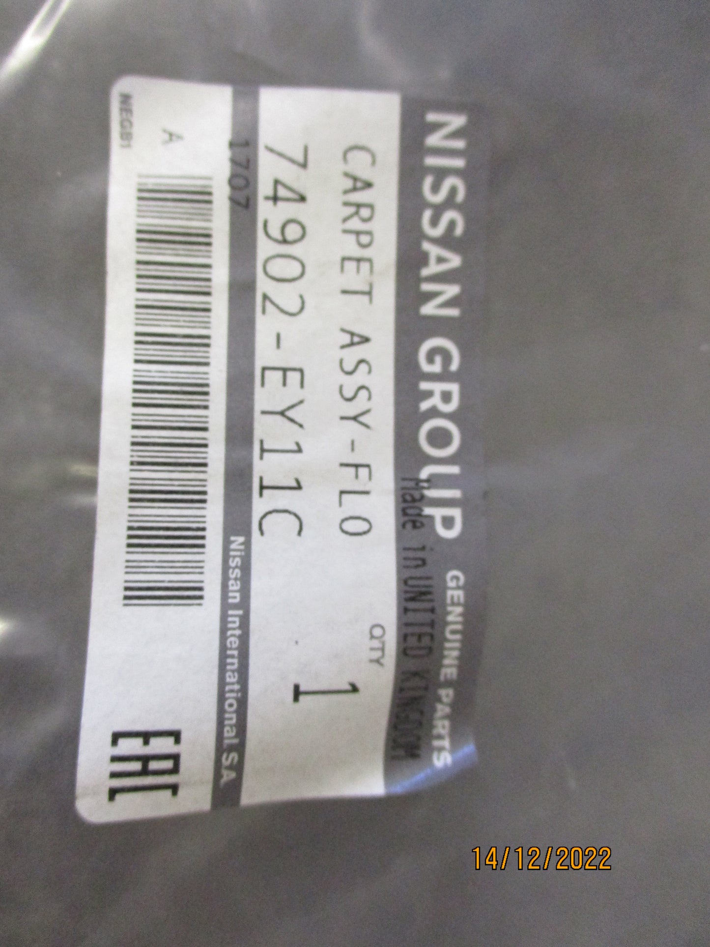 Nissan J10E Qashqai Genuine Front Floor Carpet New Part