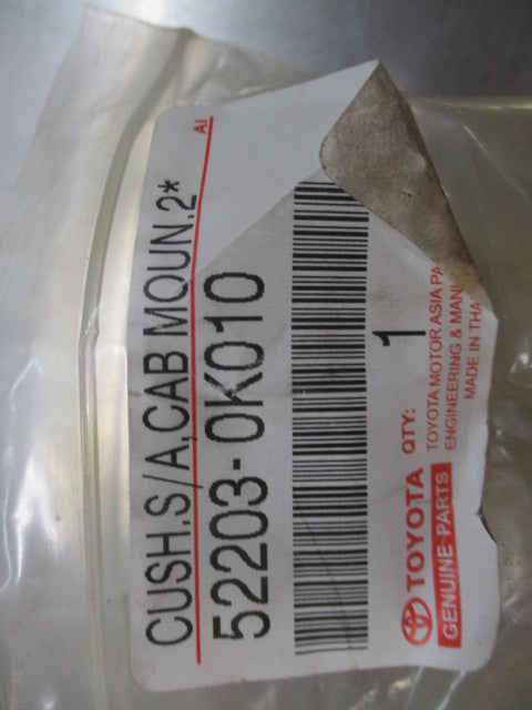 Toyota Hilux Genuine Cab Mounting Cushion Sub-Assembly New Part