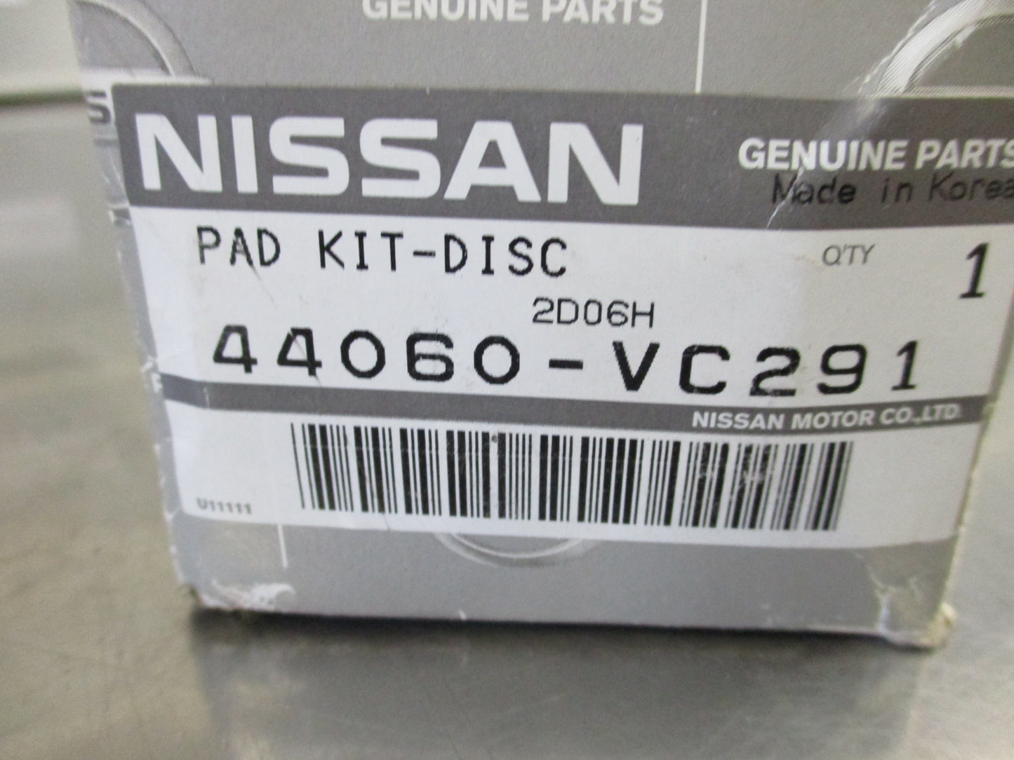 Nissan Y61 Patrol Genuine Rear Brake Pads New Part