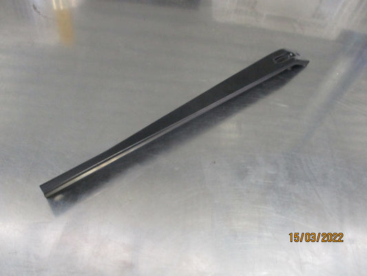 Isuzu FVZ Genuine Left Hand Mudguard Stay Bracket New Part