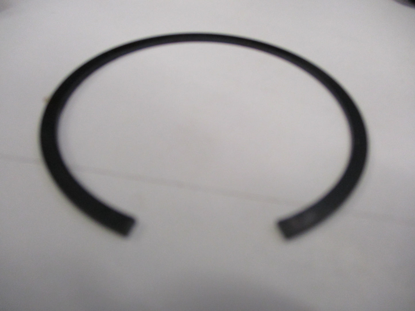 Ford Focus, Fiesta Genuine Snap Ring New Part