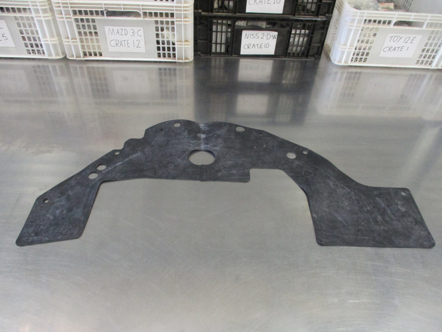 Isuzu D-Max/Holden RC Colorado Genuine Right Hand Front Inner Splash Guard New Part