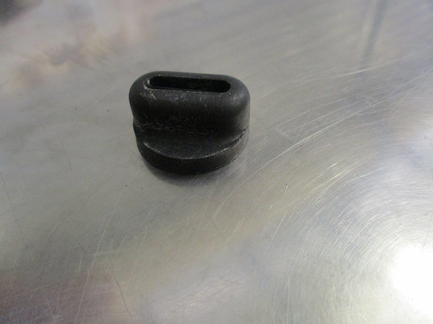 Nissan Genuine Rubber Mount For Radiator New Part