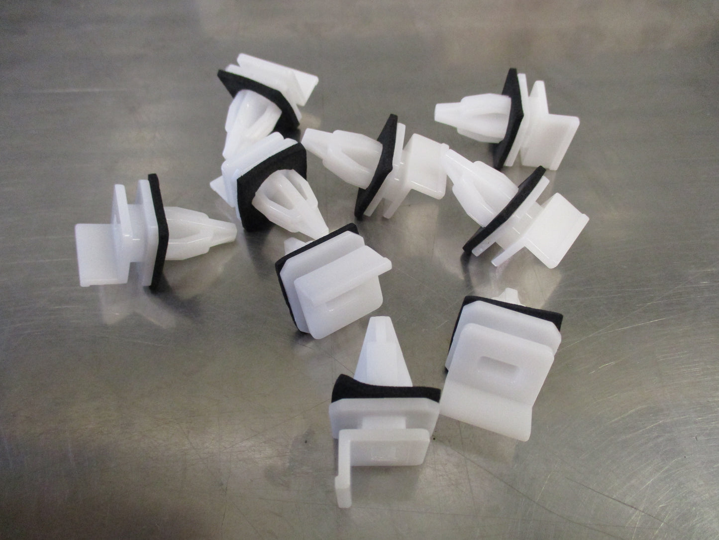 Honda Accord, Civic Genuine Side Sill Garnish Clip Pack Of 9 New Part