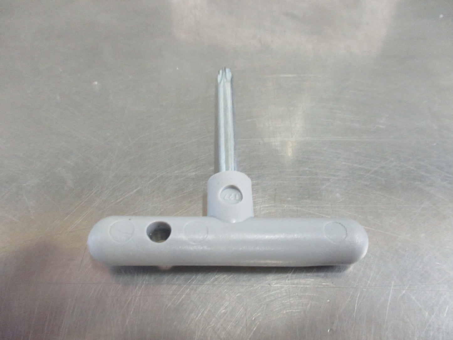 Nissan Y62 Patrol Genuine Roof Bar Security Key New Part
