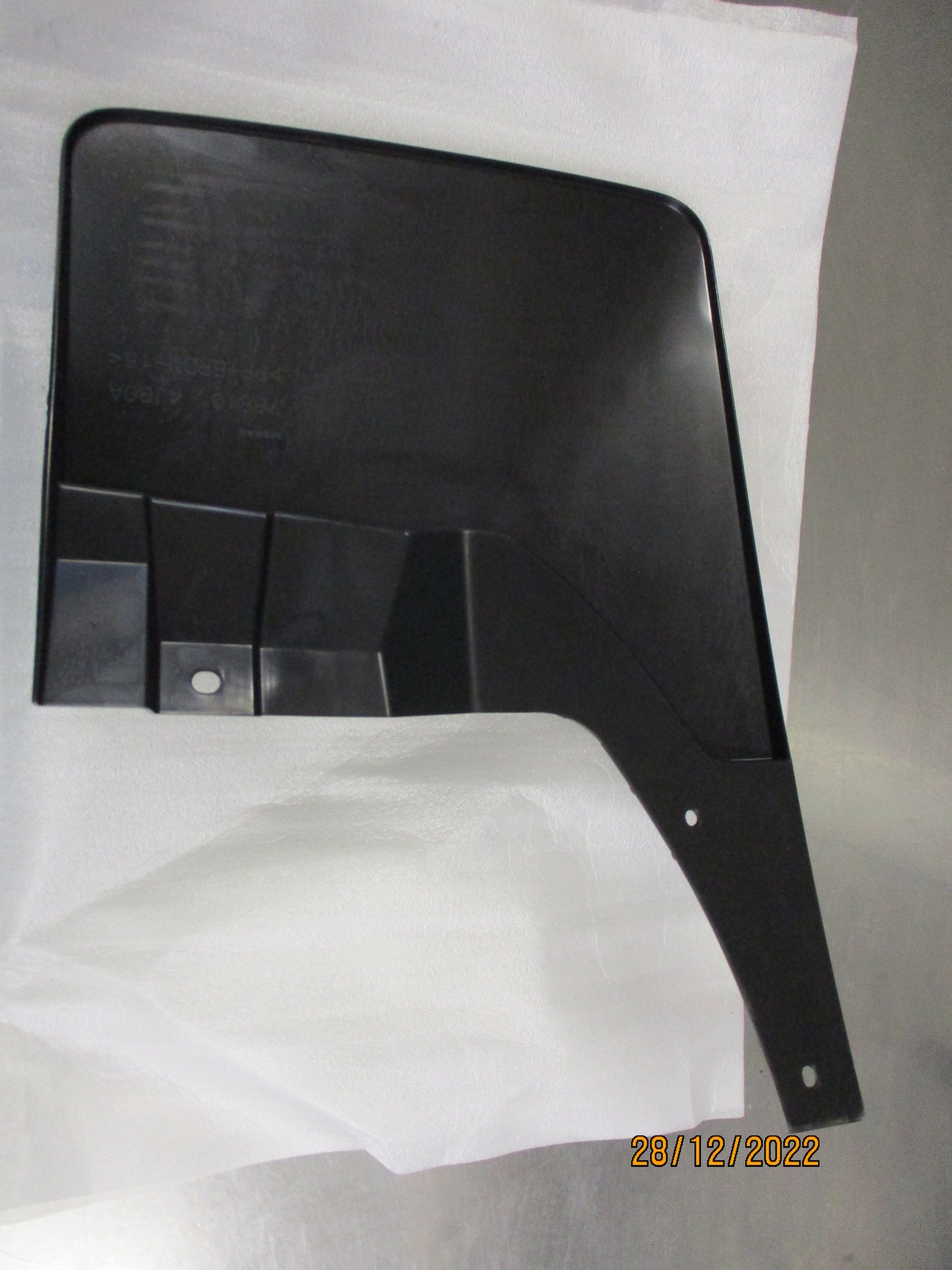 Nissan Navara D23 NP300 Genuine Right Hand Rear Mud Flap New Part