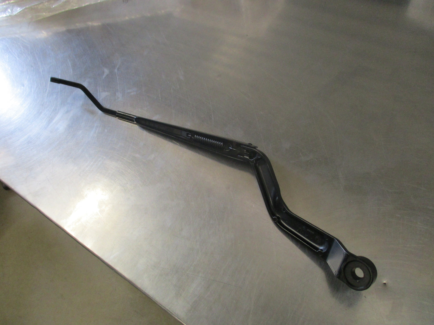Nissan Pulsar Genuine Wiper Arm New Part