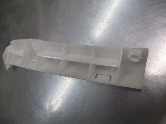 Nissan Pulsar N16 Genuine Front Right Bumper Bracket New Part