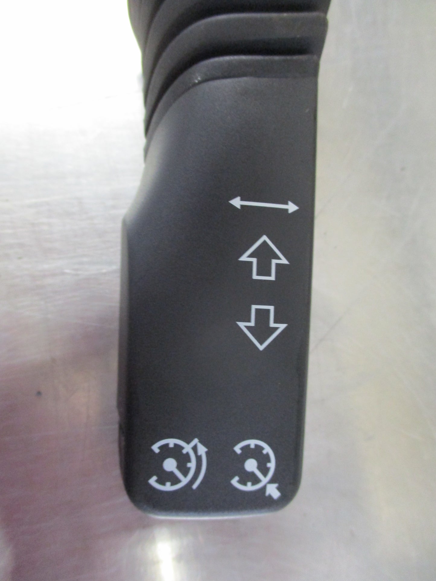 Holden Astra AH Genuine Indicator-High Beam-Combination Switch New Part